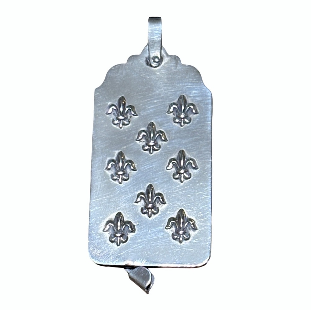 Sterling Silver Accessory with Unique Markings - Picture 4 of 5